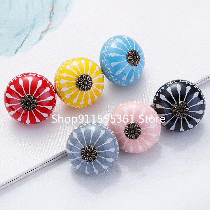 Bouton en céramique pour meubl - Unique Furniture Hardware avis et prix